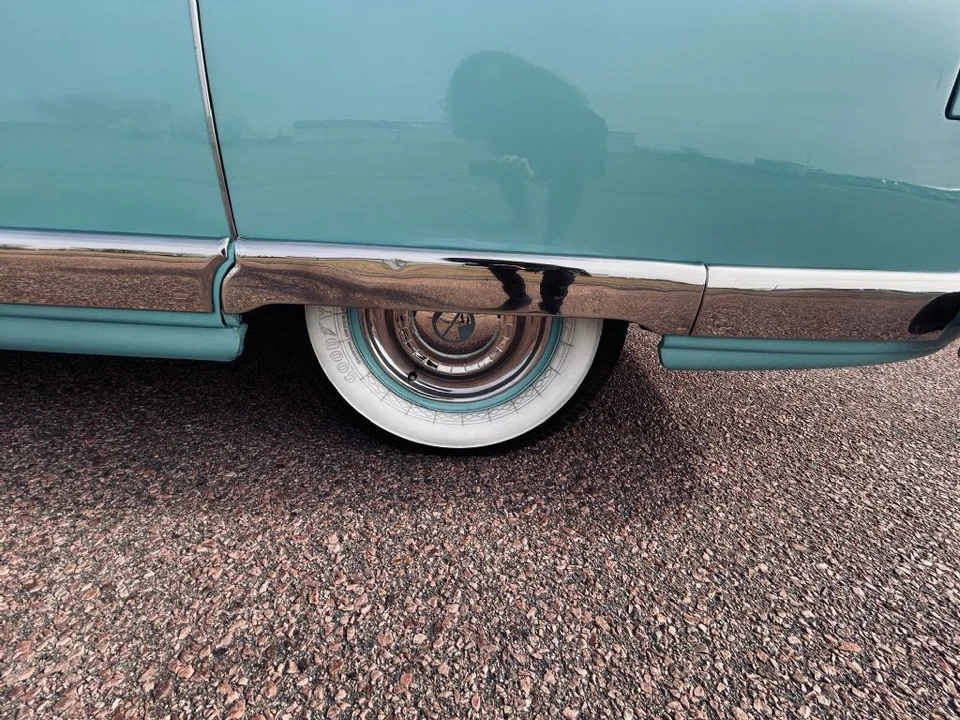 1952 Kaiser - Image 22 of 31