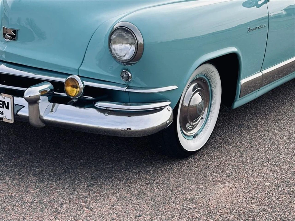 1952 Kaiser - Image 2 of 31