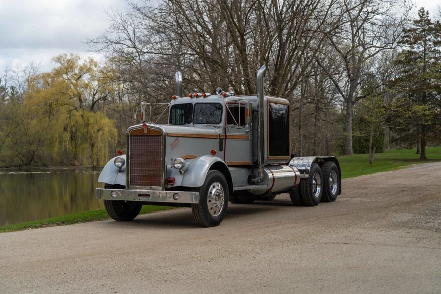 1952 Kenworth - Image 6 of 31