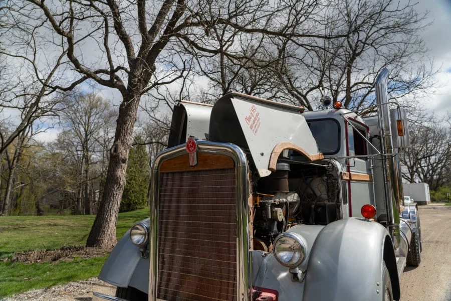 1952 Kenworth - Image 20 of 31