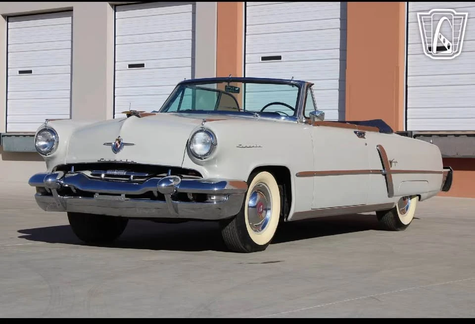 1952 Lincoln Capri - Image 3 of 12
