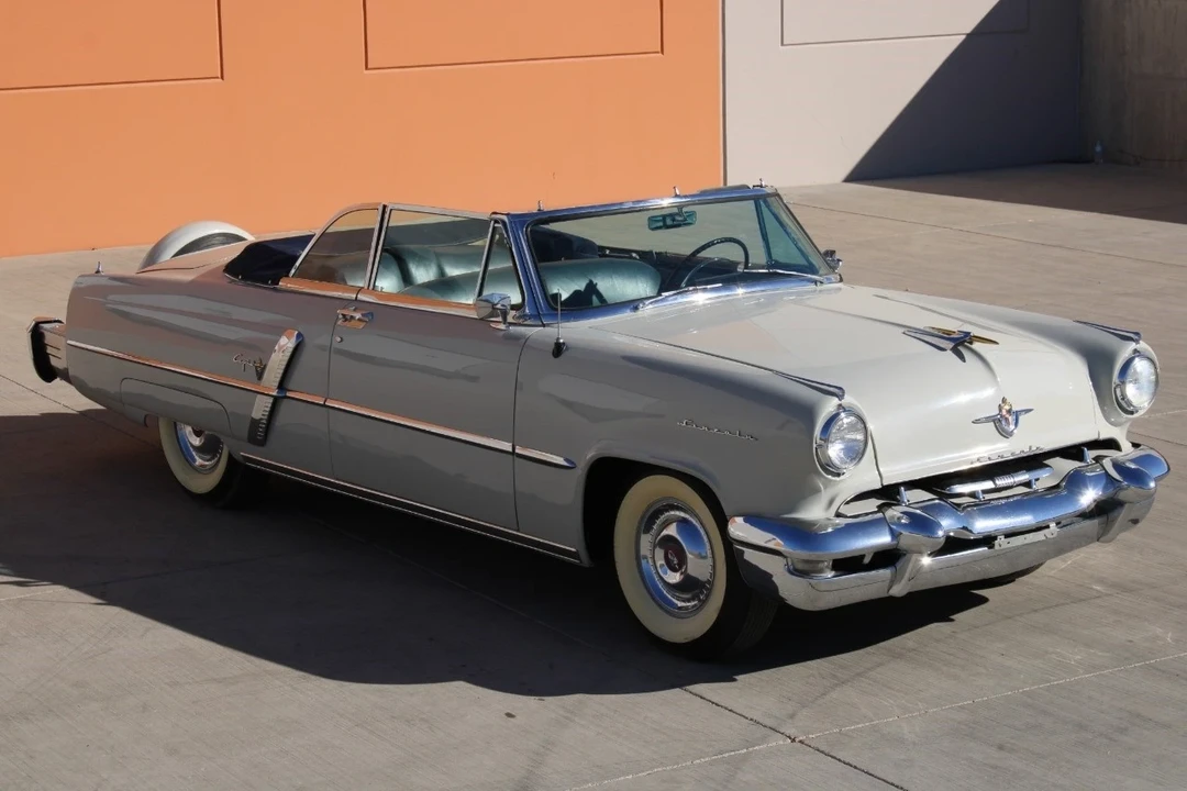 1952 Lincoln Capri - Image 15 of 21
