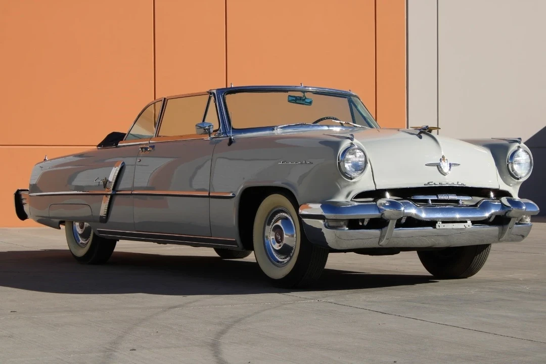 1952 Lincoln Capri - Image 7 of 12