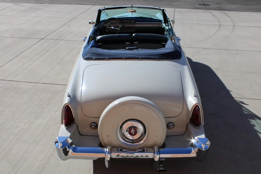 1952 Lincoln Capri - Image 13 of 21