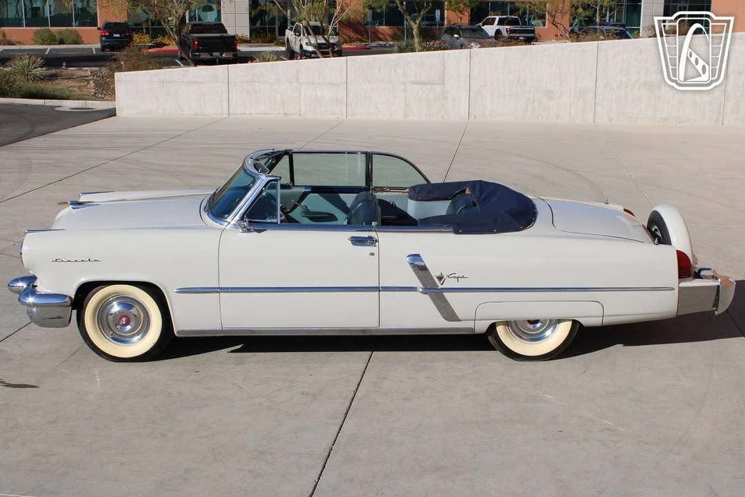 1952 Lincoln Capri - Image 10 of 12