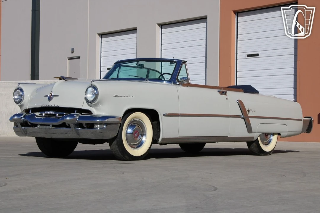 1952 Lincoln Capri - Image 4 of 12