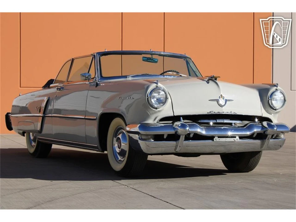 1952 Lincoln Capri - Image 6 of 31