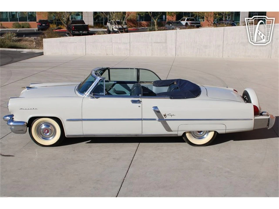 1952 Lincoln Capri - Image 9 of 31