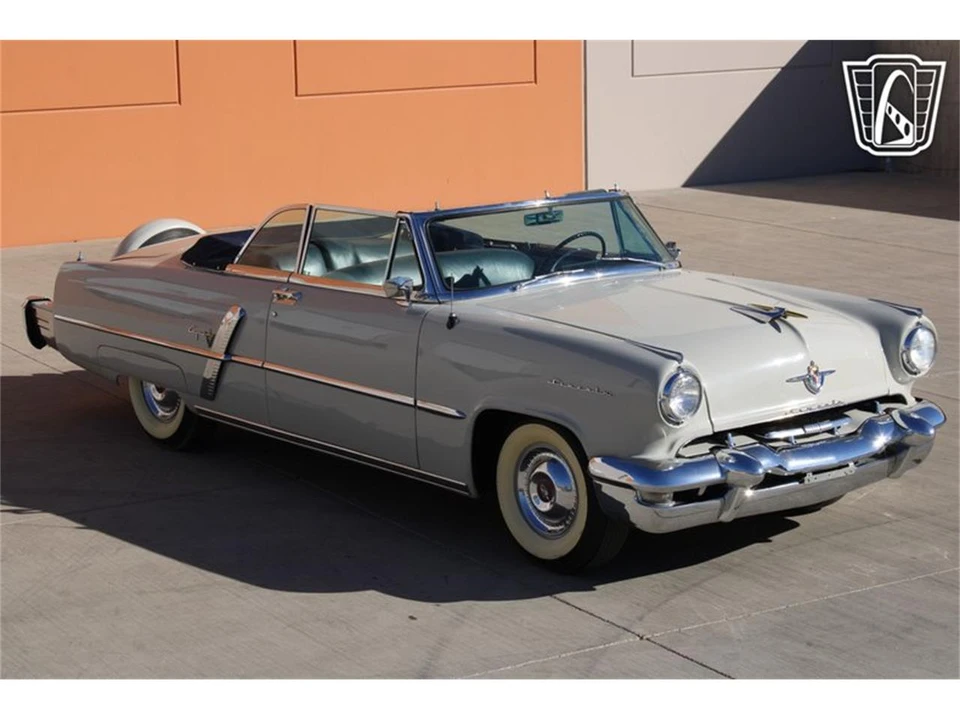 1952 Lincoln Capri - Image 14 of 31