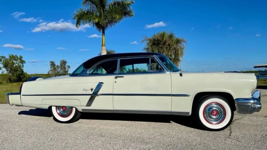 1952 Lincoln Capri - Image 2 of 22