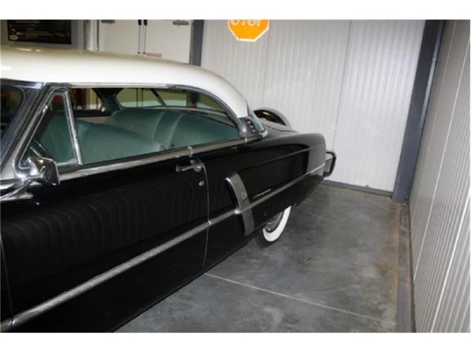 1952 Lincoln Cosmopolitan - Image 3 of 21