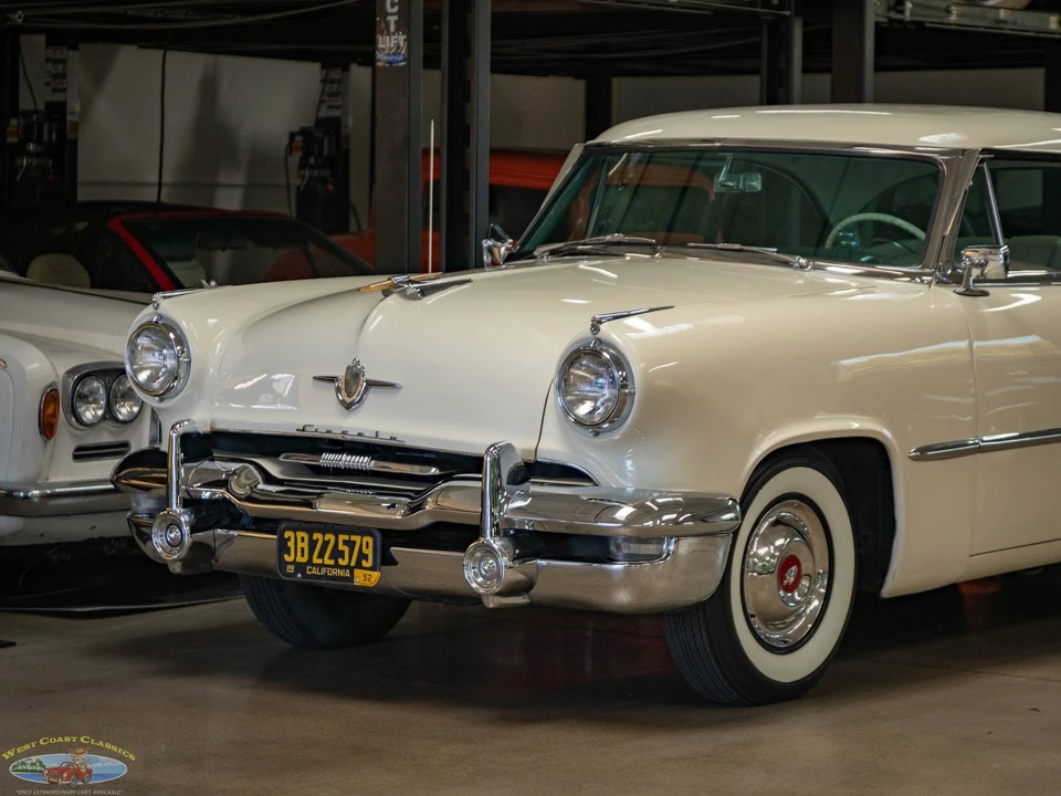 1952 Lincoln Cosmopolitan - Image 9 of 21