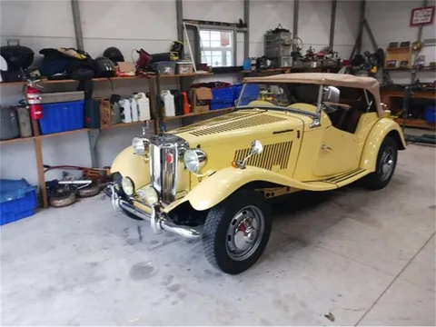 1985 MG TD Replica