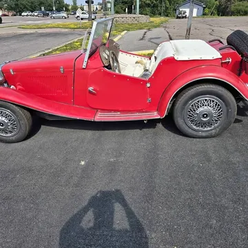 1952 MGTD Replica Replica