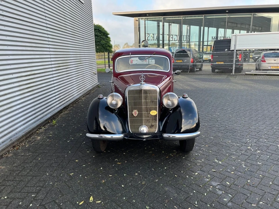 1952 Mercedes-Benz W136 & W191 - Image 2 of 30