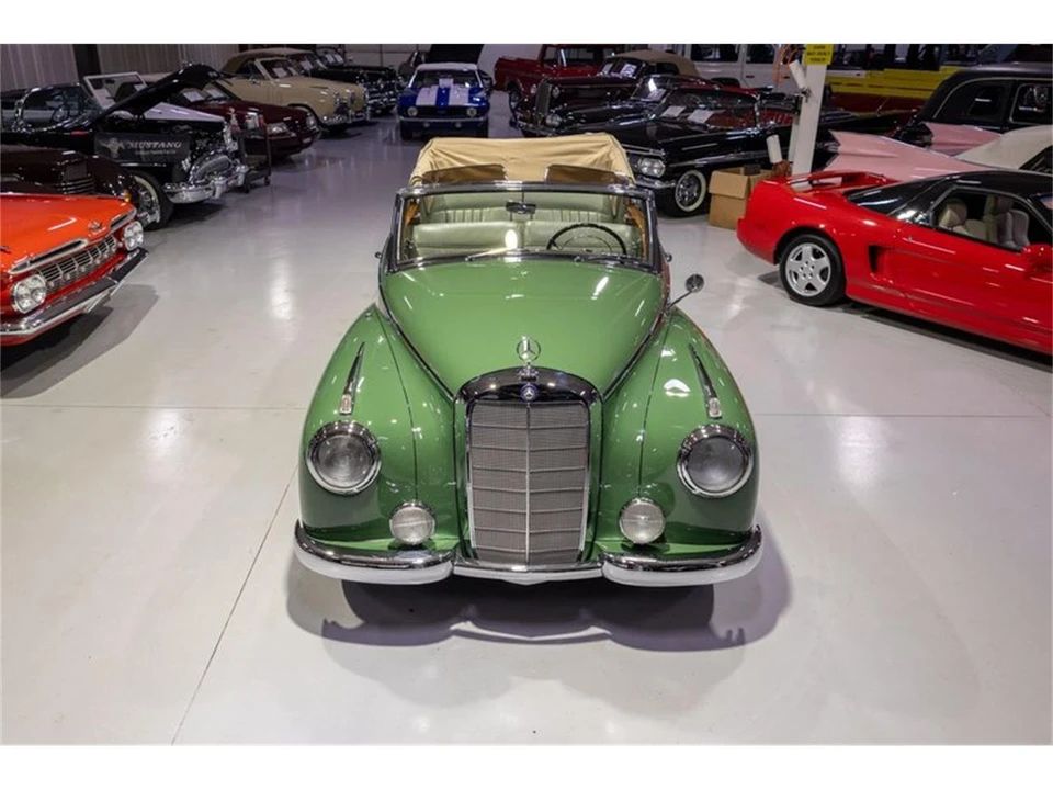 1952 Mercedes-Benz W186 & W189 Adenauer - Image 8 of 31