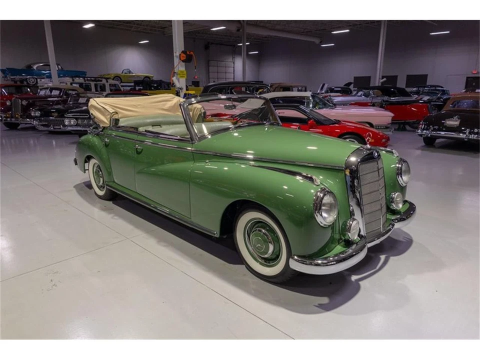 1952 Mercedes-Benz W186 & W189 Adenauer - Image 25 of 31
