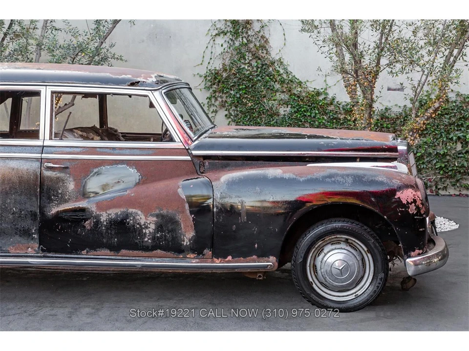 1952 Mercedes-Benz W186 & W189 Adenauer - Image 9 of 31