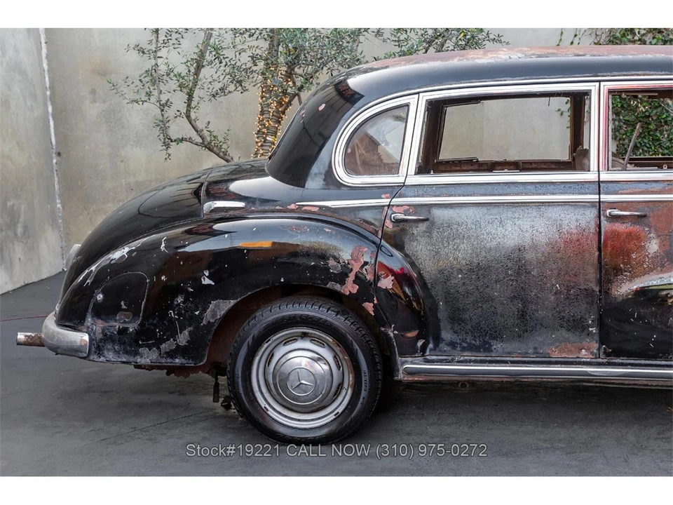 1952 Mercedes-Benz W186 & W189 Adenauer - Image 10 of 31