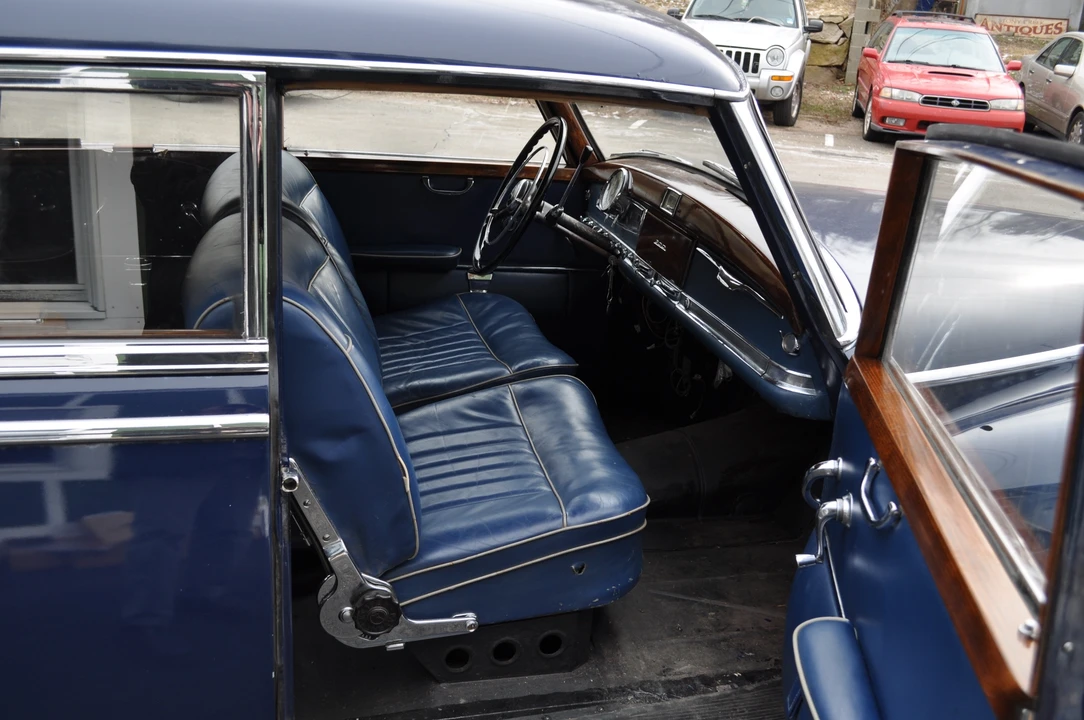 1952 Mercedes-Benz W186 & W189 Adenauer - Image 16 of 31