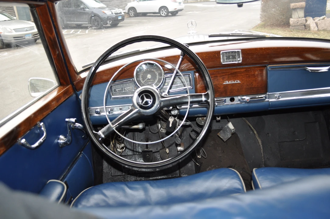 1952 Mercedes-Benz W186 & W189 Adenauer - Image 19 of 31