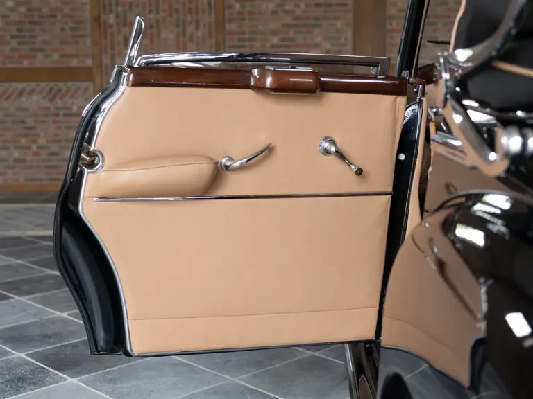 1952 Mercedes-Benz W186 & W189 Adenauer - Image 17 of 31
