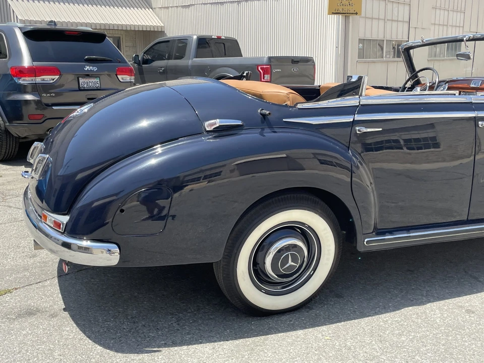 1952 Mercedes-Benz W186 & W189 Adenauer - Image 22 of 31