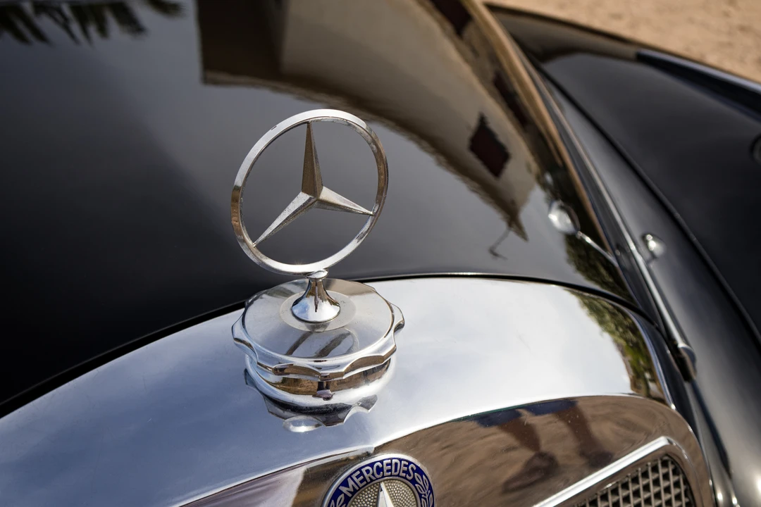 1952 Mercedes-Benz W186 & W189 Adenauer - Image 16 of 31