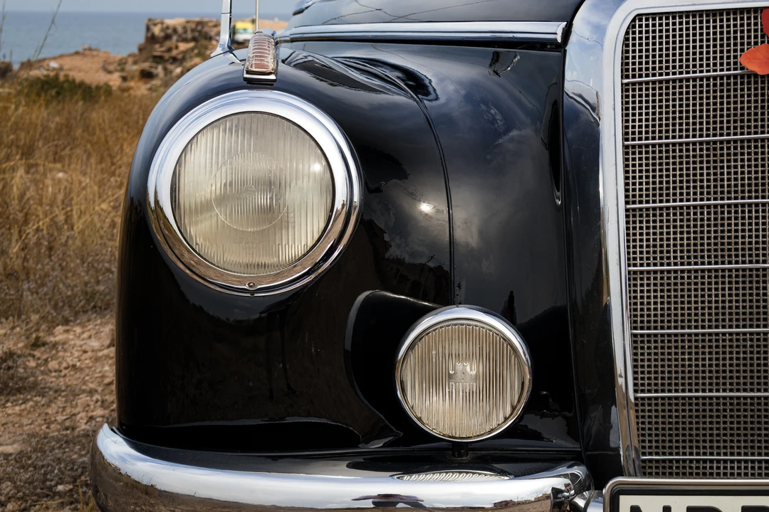 1952 Mercedes-Benz W186 & W189 Adenauer - Image 27 of 31