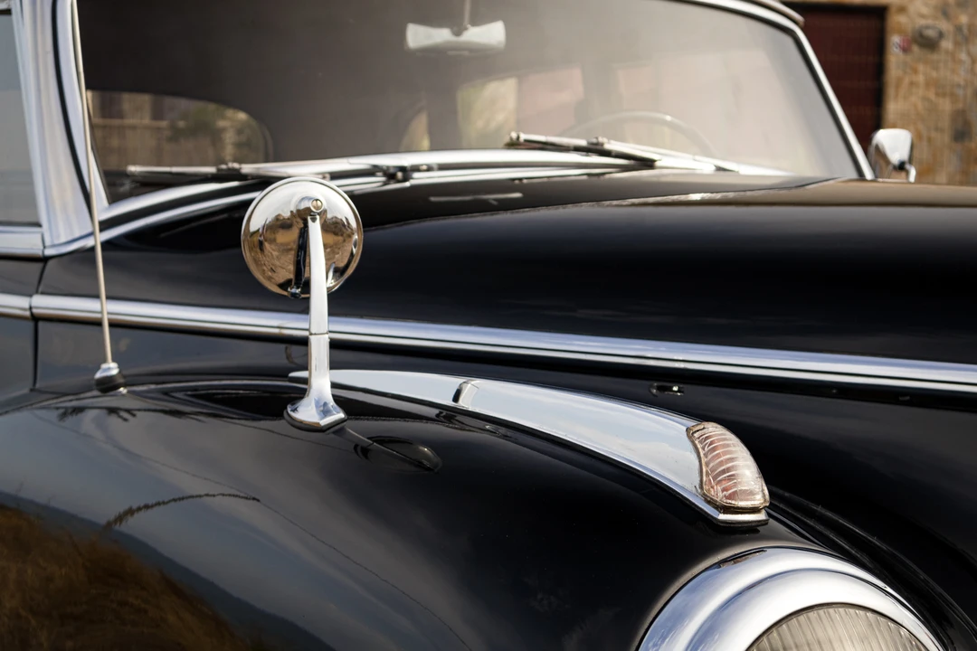 1952 Mercedes-Benz W186 & W189 Adenauer - Image 30 of 31