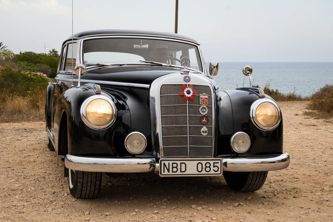 1952 Mercedes-Benz W186 & W189 Adenauer - Image 3 of 31