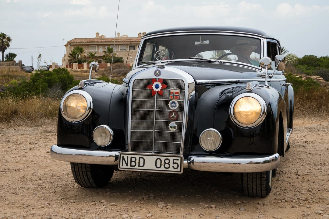 1952 Mercedes-Benz W186 & W189 Adenauer - Image 8 of 31