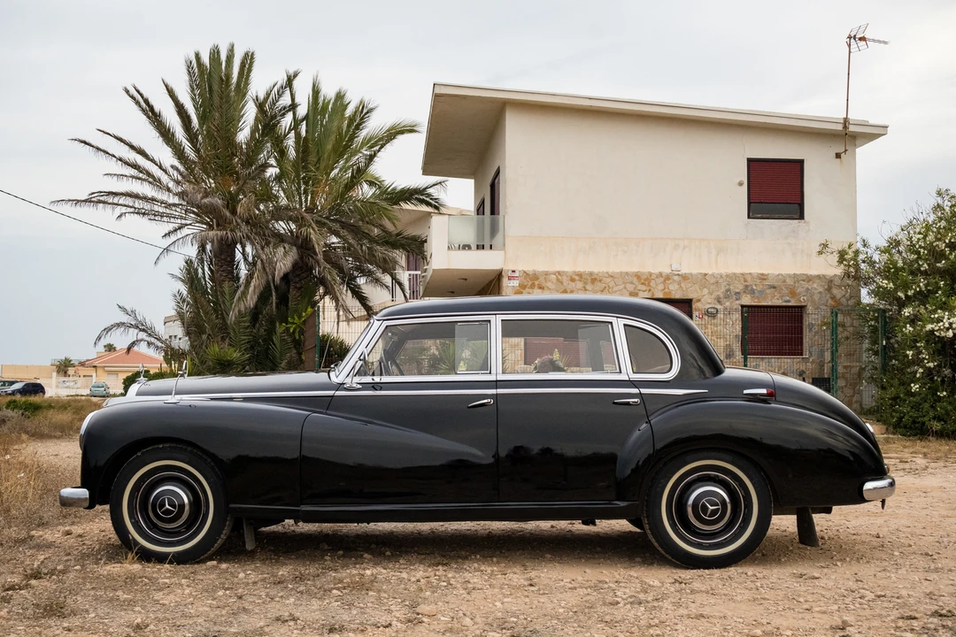 1952 Mercedes-Benz W186 & W189 Adenauer - Image 7 of 31