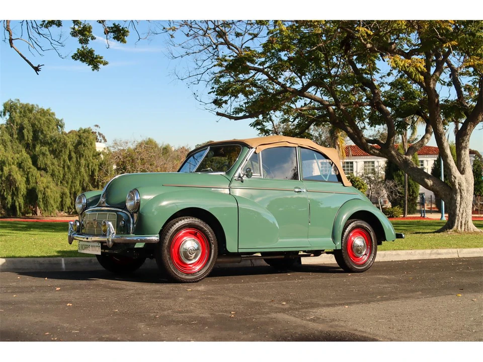1952 Morris Minor - Image 2 of 31