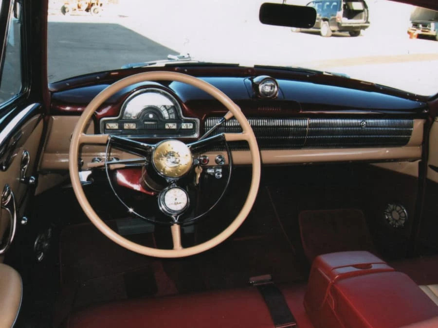 1952 Oldsmobile 88 - Image 4 of 10