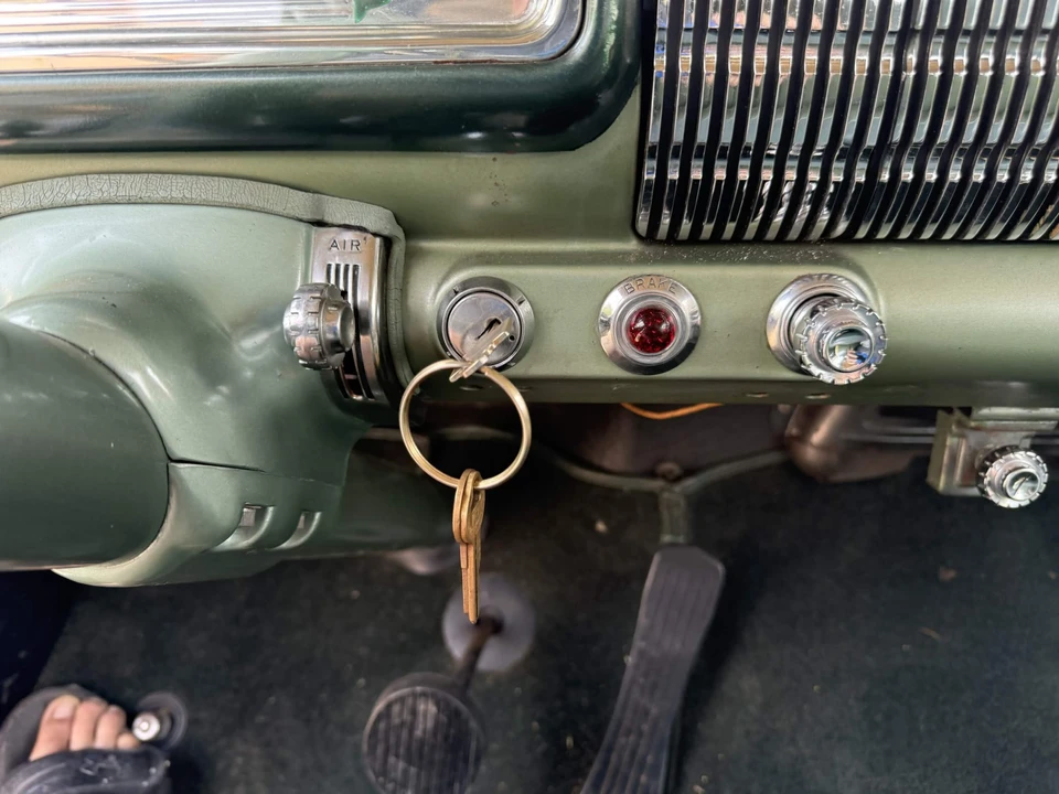 1952 Oldsmobile 98 - Image 22 of 31
