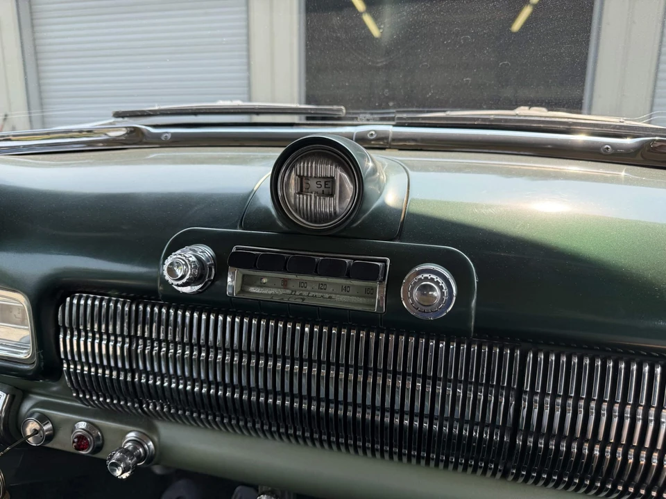 1952 Oldsmobile 98 - Image 23 of 31