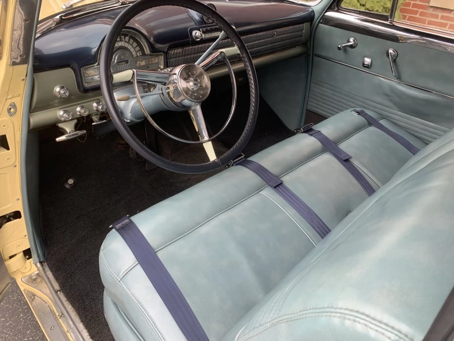 1952 Oldsmobile 98 - Image 4 of 8