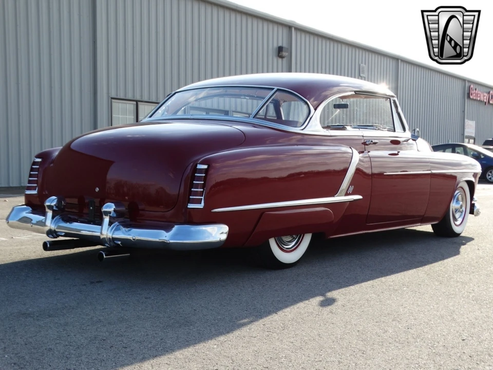 1952 Oldsmobile 88 - Image 9 of 12