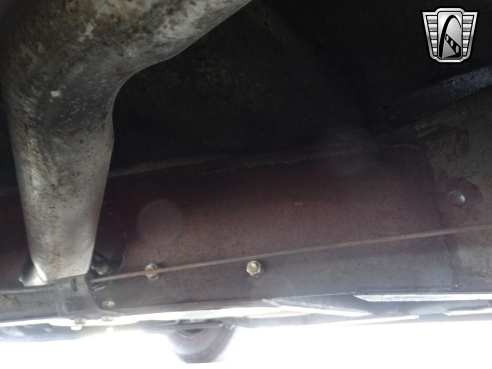 1952 Oldsmobile 88 - Image 16 of 21