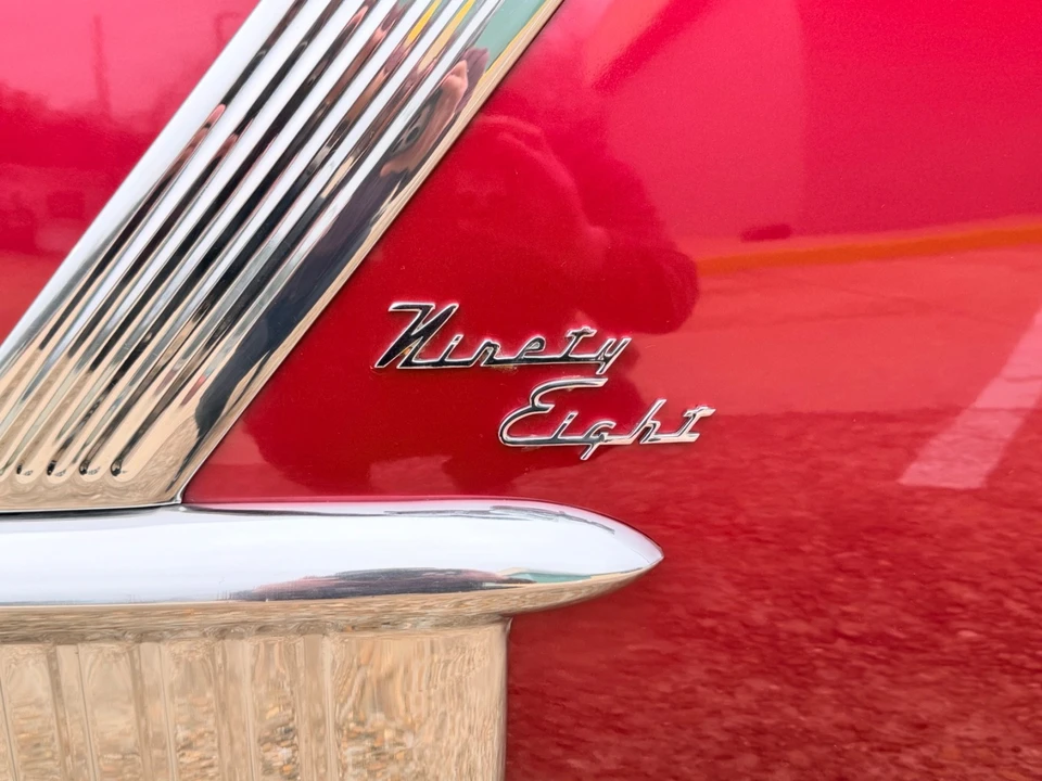 1952 Oldsmobile 98 - Image 9 of 21
