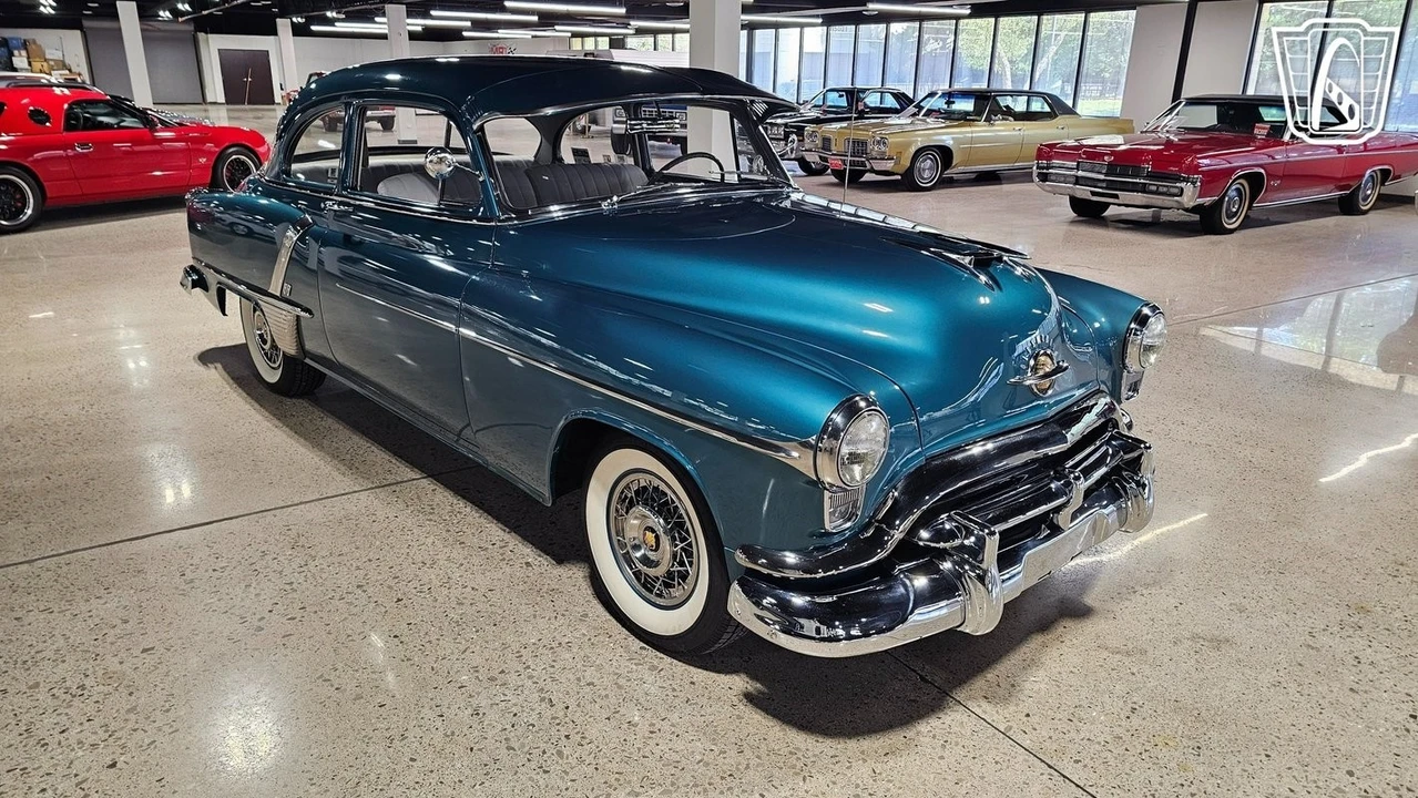 1952 Oldsmobile 88 - Image 16 of 21