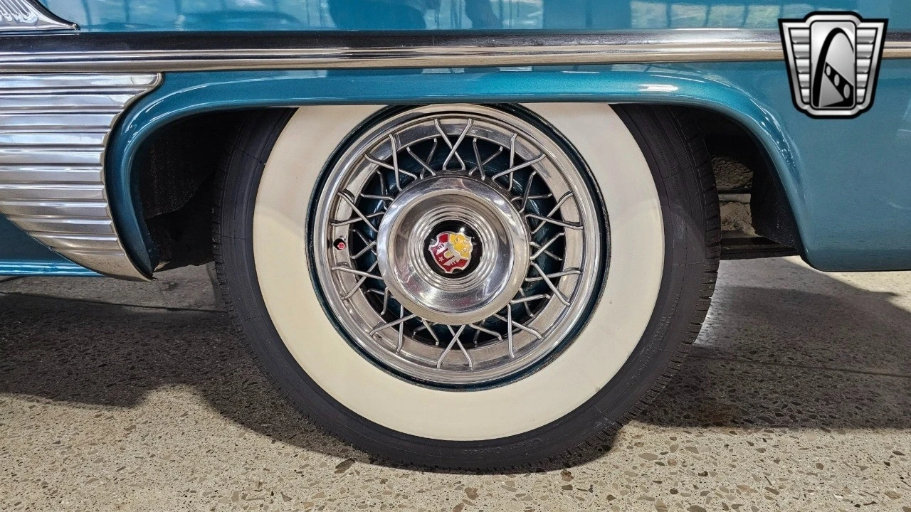 1952 Oldsmobile 88 - Image 10 of 12