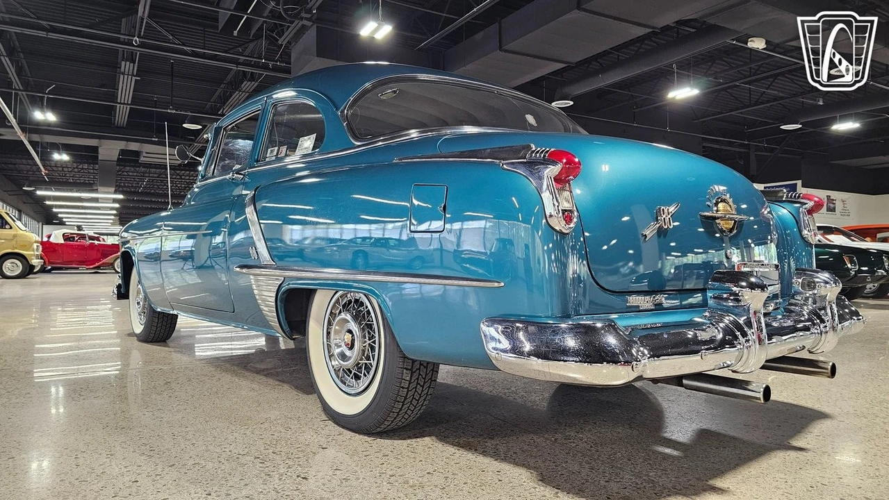 1952 Oldsmobile 88 - Image 8 of 12