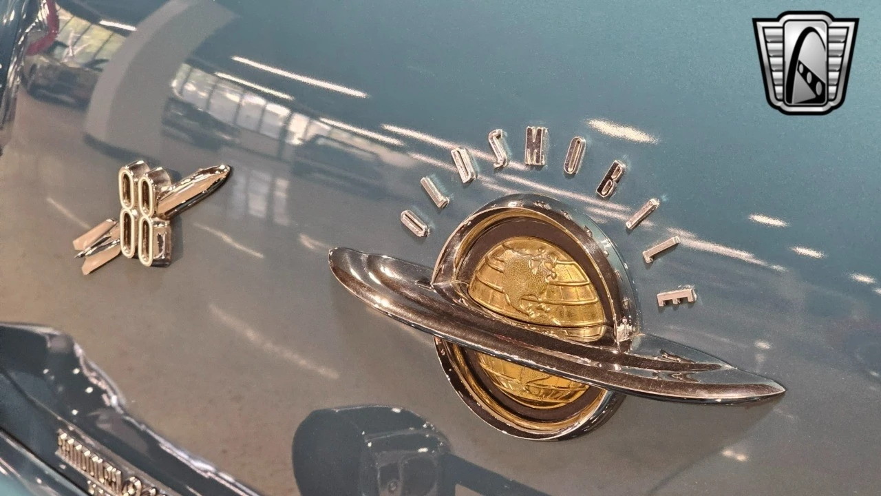 1952 Oldsmobile 88 - Image 17 of 21
