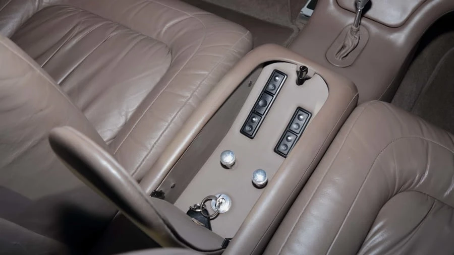 1952 Oldsmobile 88 - Image 10 of 20