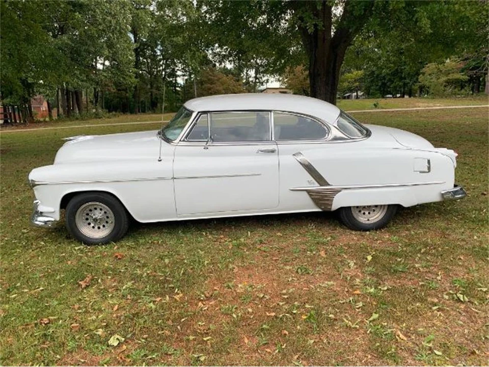 1952 Oldsmobile 88 - Image 9 of 10