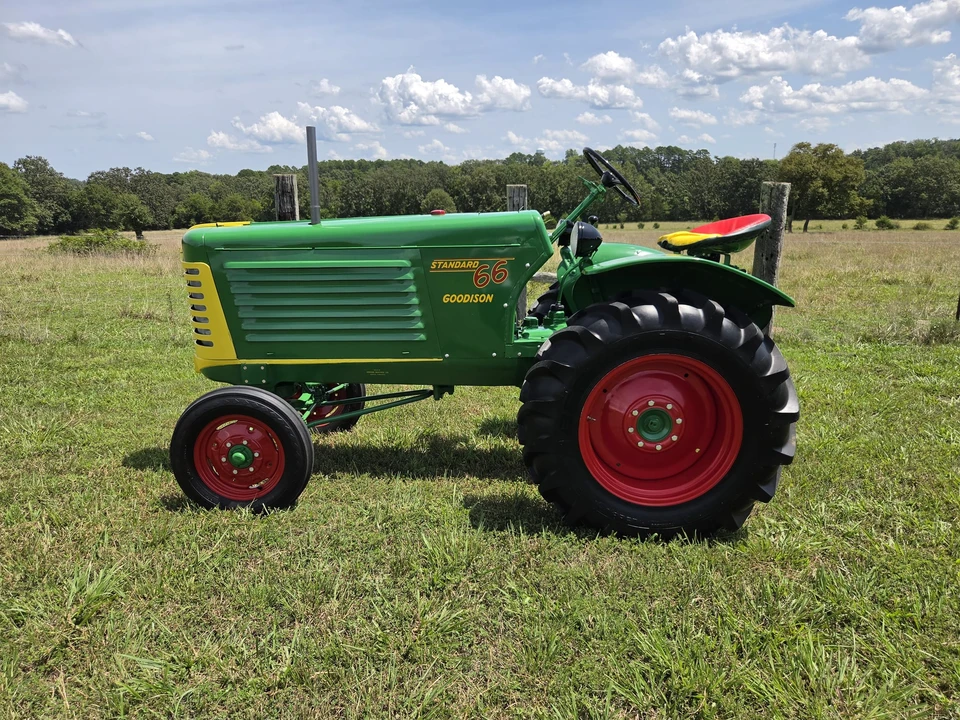 1952 Ford Tractor - Image 15 of 31