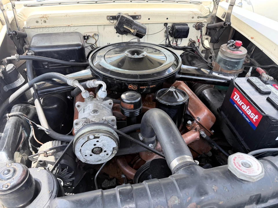 1952 Packard - Image 18 of 27