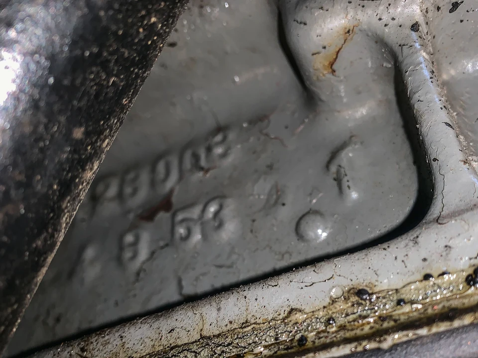 1952 Packard Caribbean - Image 11 of 31